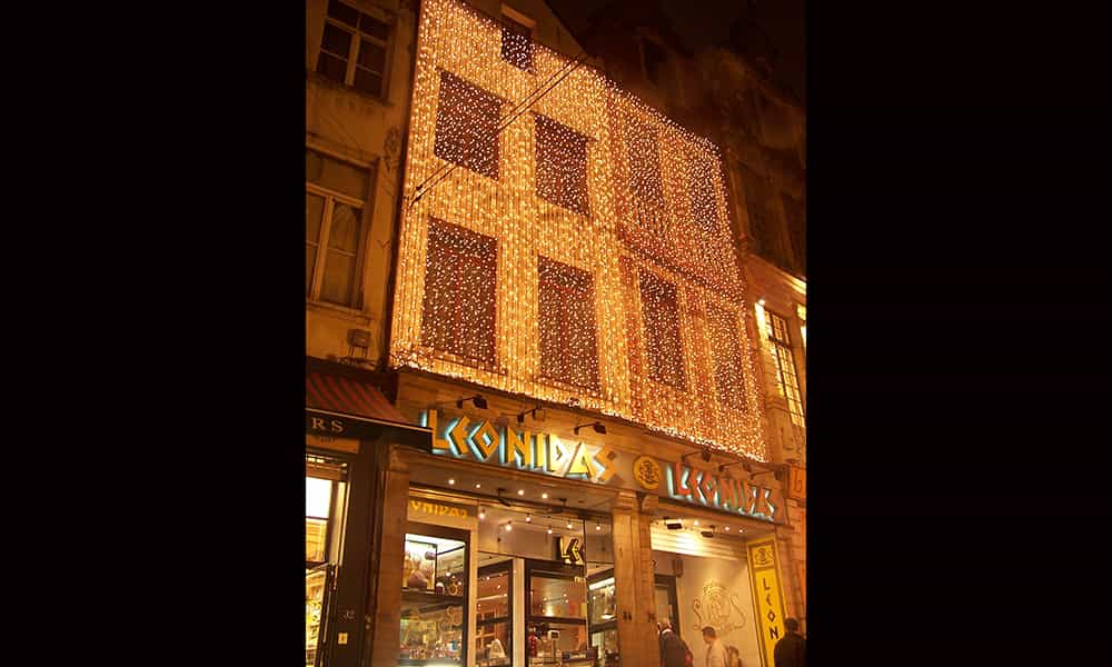 Entreprise illumination facade Leonidas