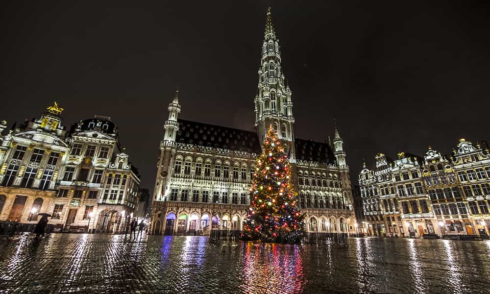 Décoration illuminations sapin Grand Place de Bruxelles